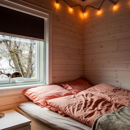 Huset Pa Plassen Sogndal Eksteriør billede