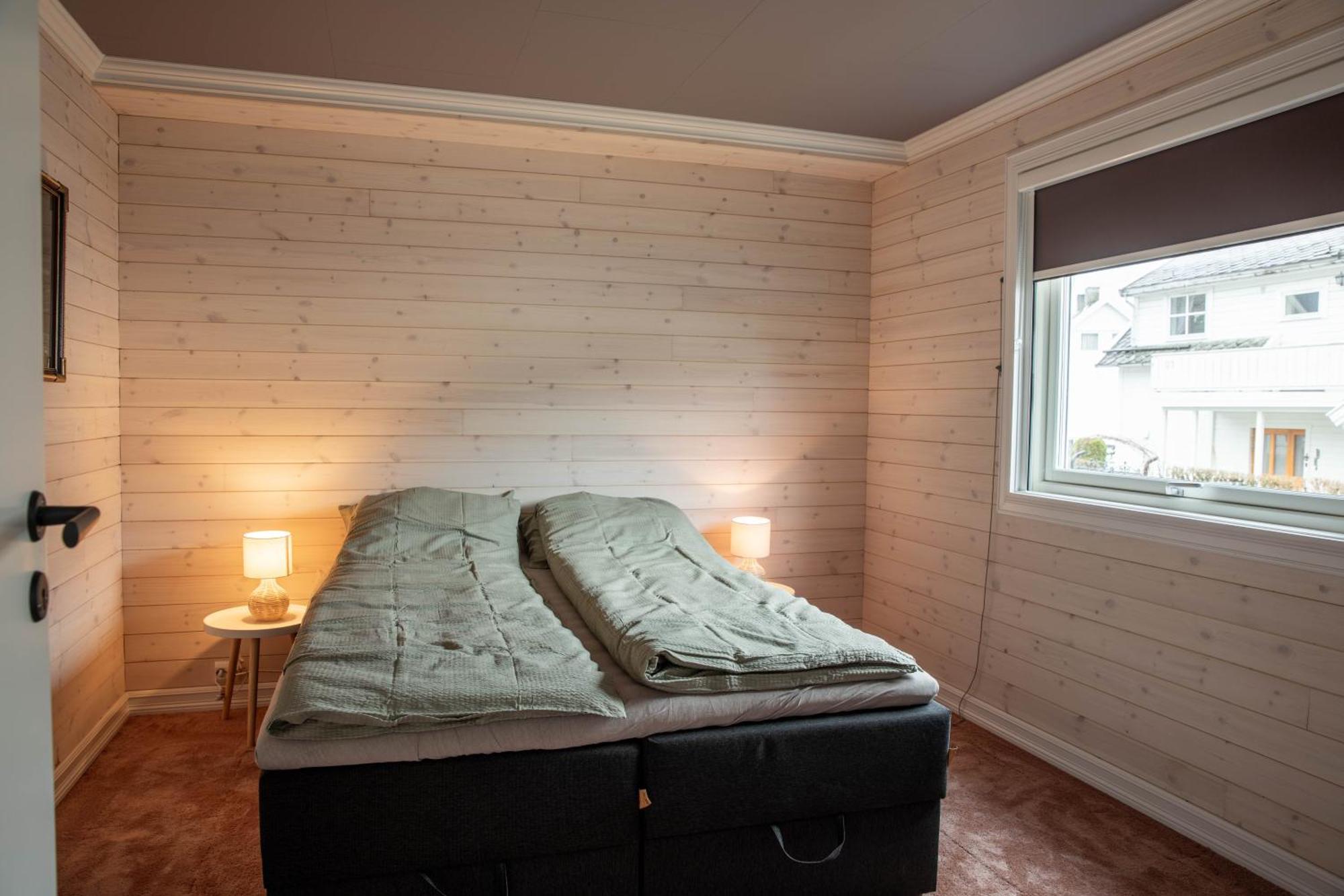 Huset Pa Plassen Sogndal Eksteriør billede